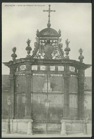 Grille en fer forgé de l'hôpital