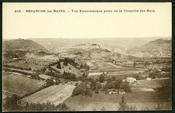 Vue panoramique prise de la Chapelle des Buis