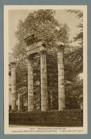 Square archéologique Castan. Théâtre antique