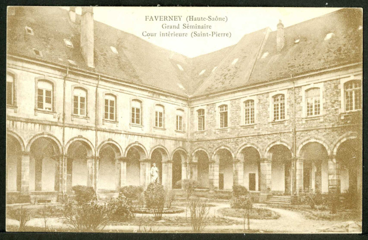 Grand séminaire, cour intérieur